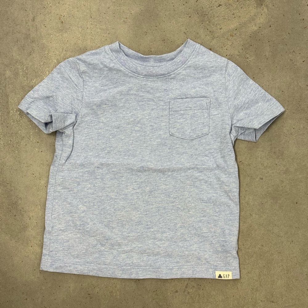 Gap Toddler Pocket T-Shirt | Size 3T | Light Blue